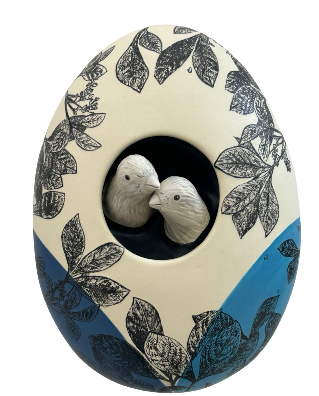 Sandra Tarantino, Nest